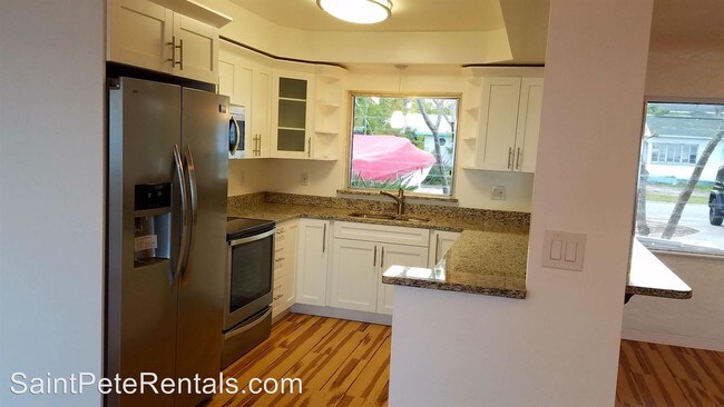 Building Photo - 1310 Boca Ciega Isle Dr