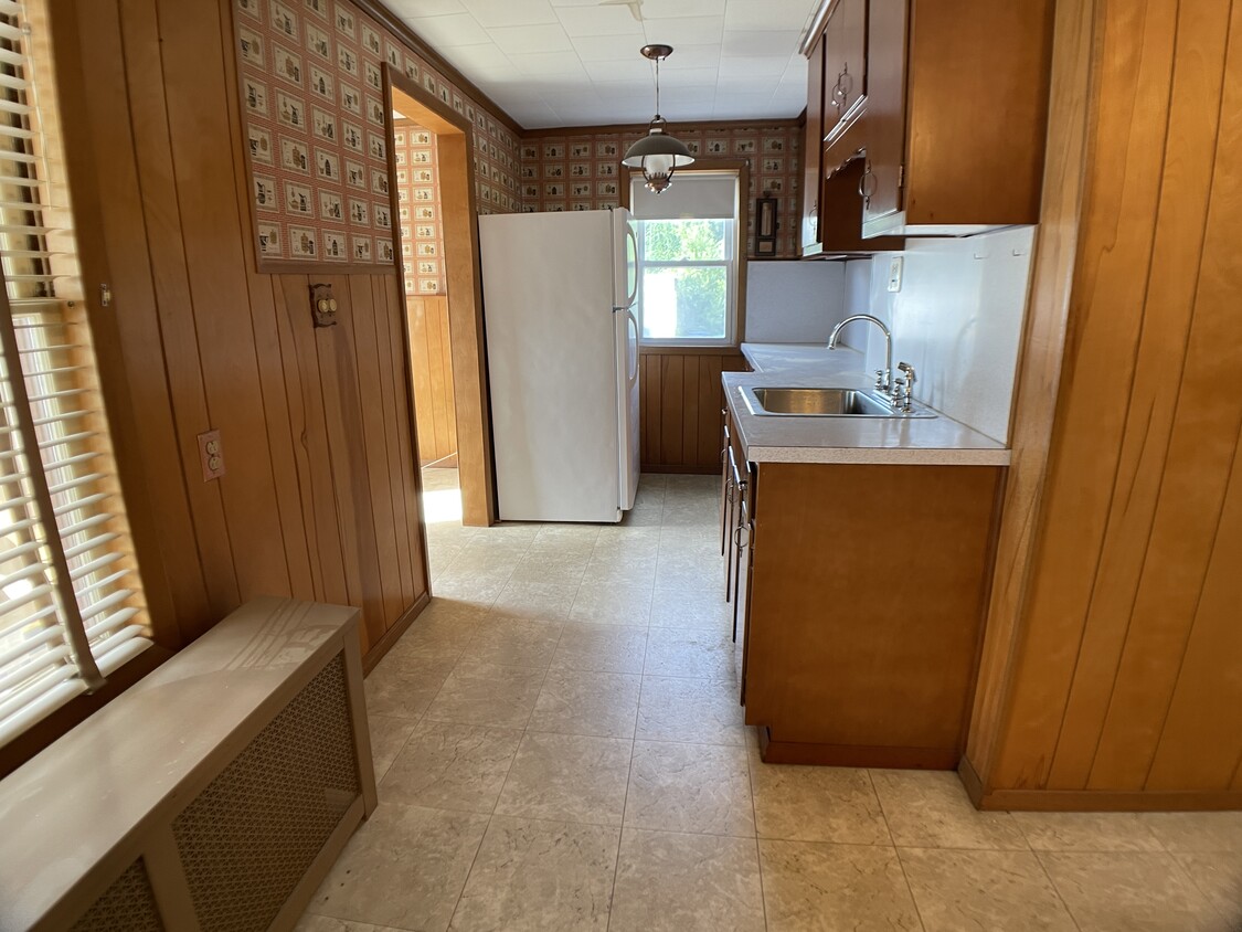 208 Pratt Rd Unit 1, Fitchburg, MA 01420 Apartments in Fitchburg, MA