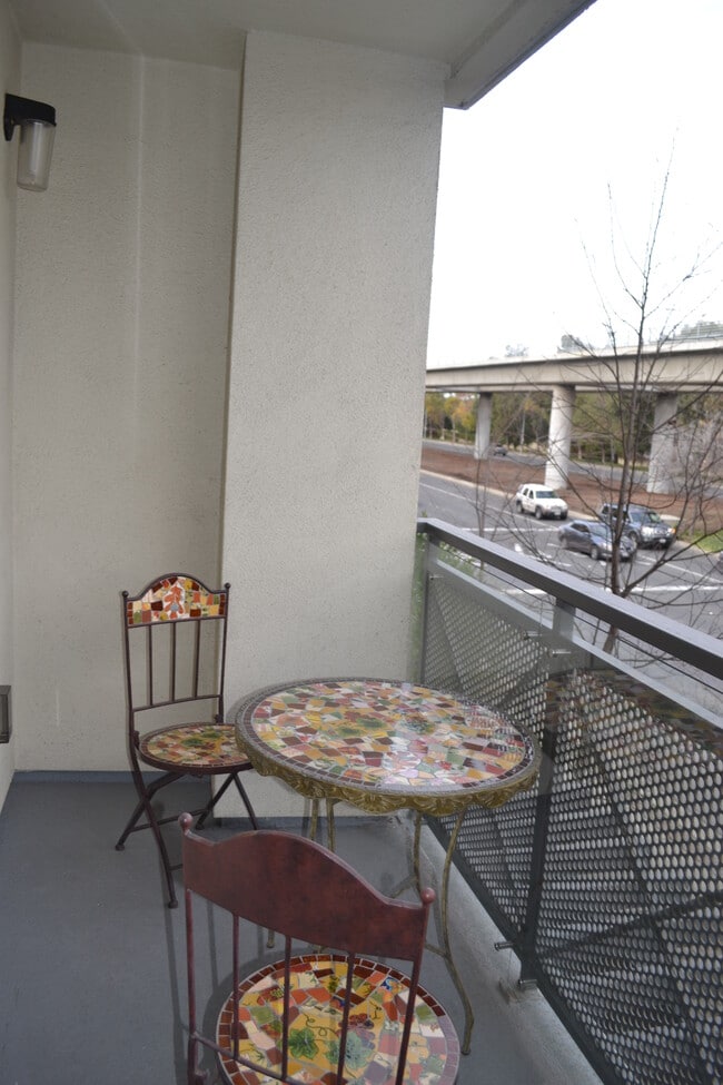 patio - 1101 S Main St