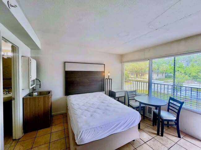 Foto del edificio - 2200 S Ocean Blvd