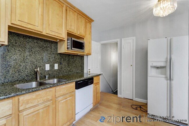 Foto del edificio - 1558 38th Ave