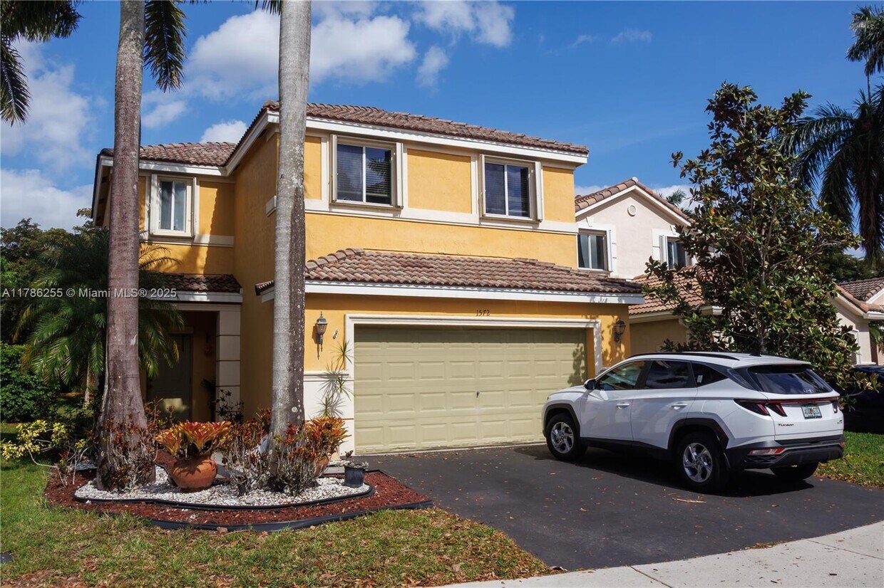 Foto principal - 1572 Canary Island Dr