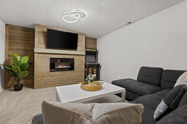 Foto del edificio - 9131 W Pattie Dr