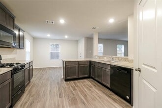 Building Photo - 13528 Stonecat Dr