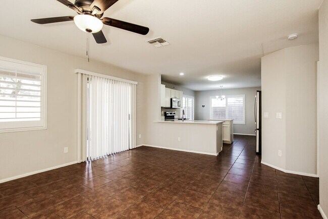 Building Photo - 12634 W Pasadena Ave
