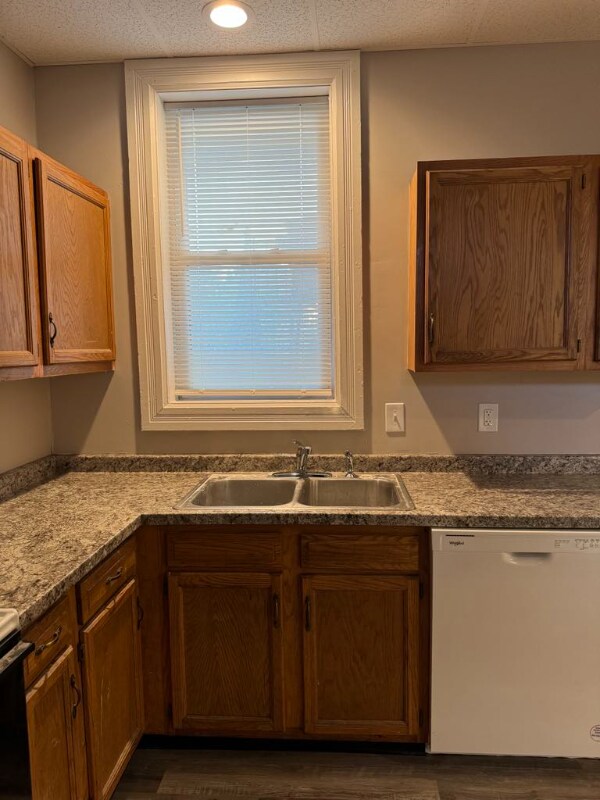 Building Photo - 38 E Water St