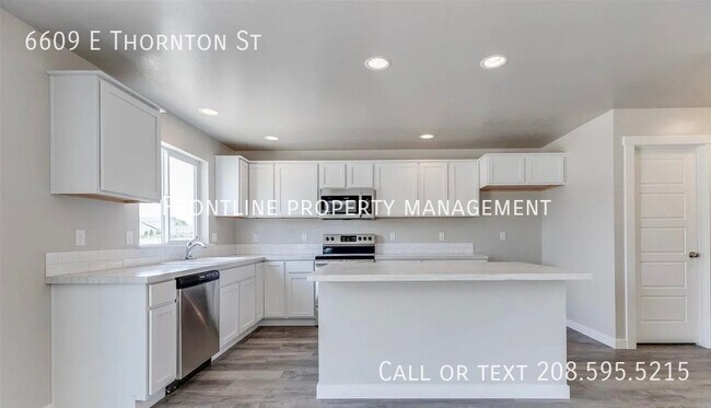 Foto del edificio - 6609 E Thornton St