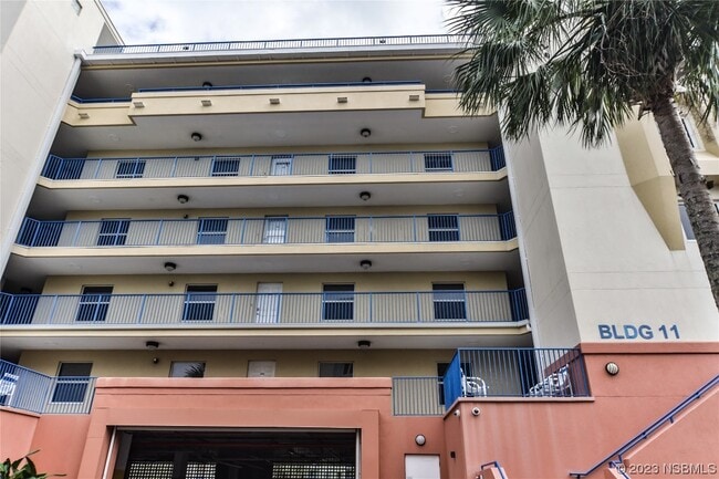 Building Photo - 5300 S Atlantic Ave
