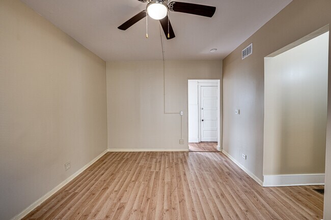 Foto del edificio - 706 McDonough St