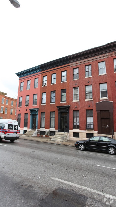 Building Photo - 941 N Calvert St