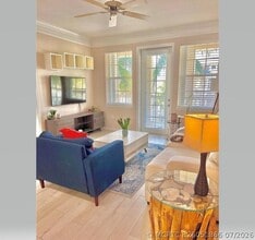Building Photo - 275 Murcia Dr