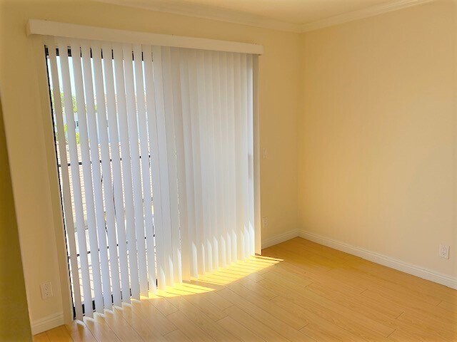 Foto del edificio - 1245 Orange Grove Ave