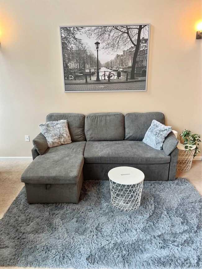 Building Photo - 2424 South 41st Street