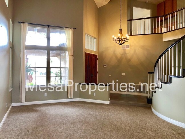 Building Photo - Beautiful 4 Bed/3 Bath Chino Hills Home!