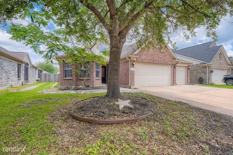 4 br, 2 bath House 24306 Emory Green Street House Rental in Katy