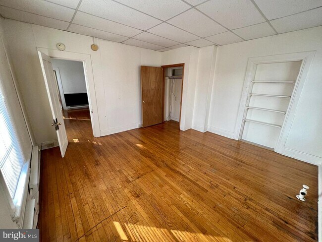 Foto del edificio - 301 W Martin St