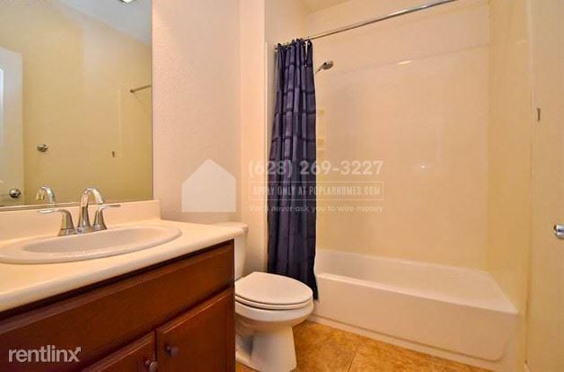 Foto del edificio - 4 br, 3.5 bath Townhome - 644 Heligan Ln U...