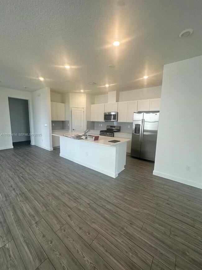 Foto del edificio - 1443 Tangled Orch Trce