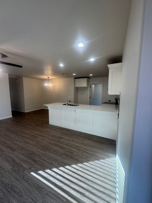 Foto del edificio - Duplex in Newcastle!