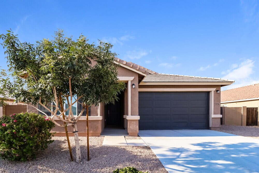Foto principal - 24746 W Hidalgo Dr