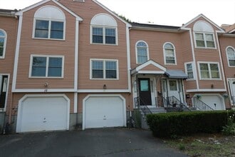 Building Photo - 10 Samoset Rd