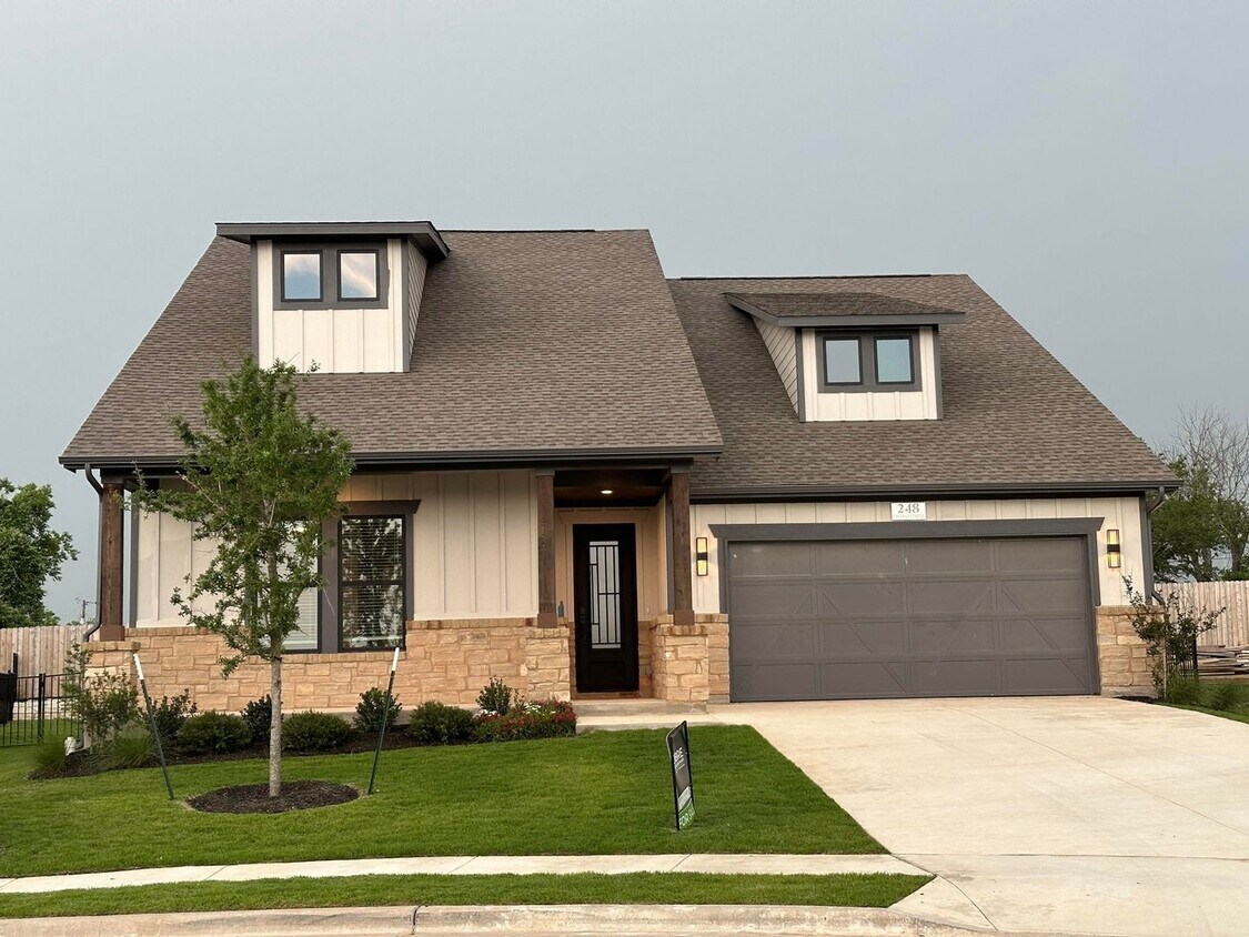 Primary Photo - 4 Bedroom 3 Bathroom 2,800sqft NEW CONSTRU...