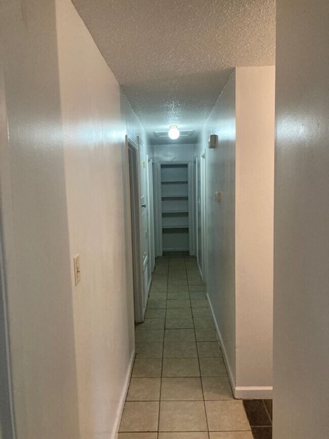 Foto del edificio - Orange Grove 4 Bedroom