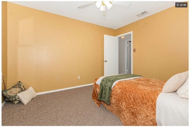 Building Photo - 404 Nita Ln