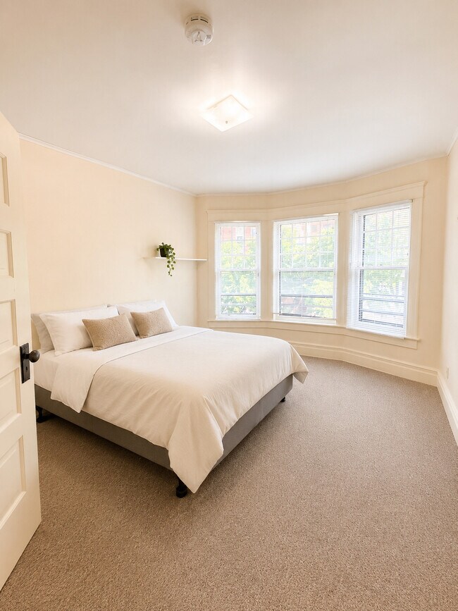 Dormitorio de la planta superior - 518 Monroe St