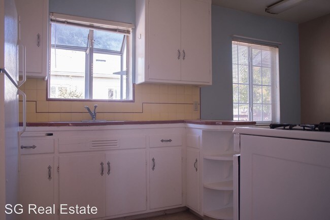 Foto del edificio - 22814-22832 Alice St