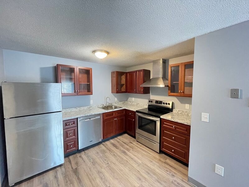 Foto principal - 185 Loudon Rd