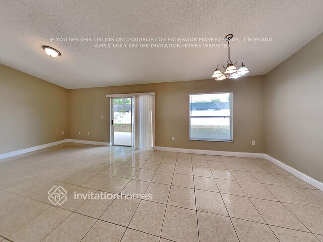 Foto del edificio - 15945 Greater Groves Blvd
