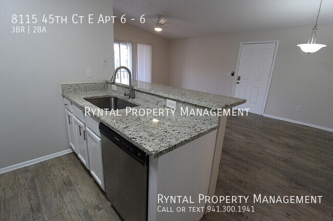 Foto del edificio - 8115 45th Ct E