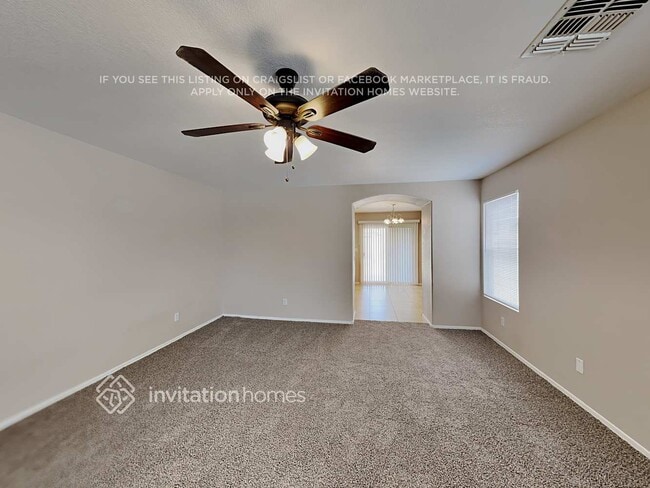 Building Photo - 15440 W Gelding Dr
