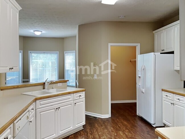 Foto del edificio - 4961 Heritage Crossing Dr SW