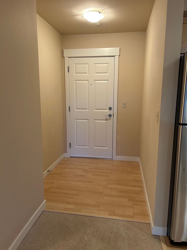 Photo - Island Crossings on Bainbridge Island Apartment