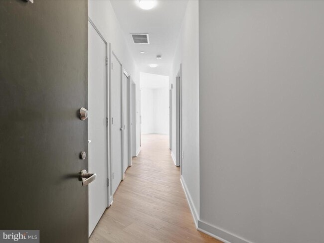 Building Photo - 1414 Belmont St NW