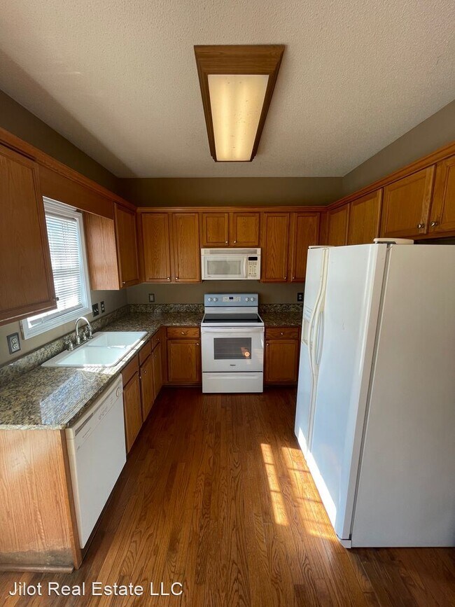 Building Photo - 3 br, 2 bath House - 1112 Jones Mill Rd.