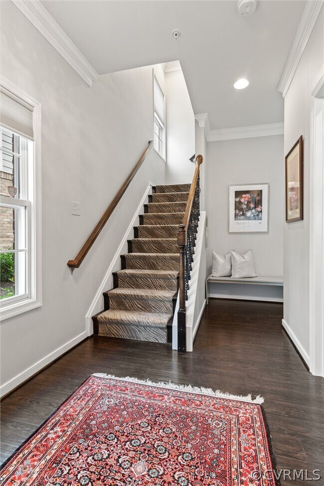 Building Photo - 3936 Redbud Rd