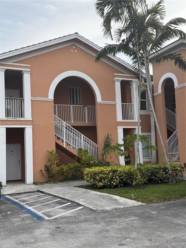 Foto del edificio - 7070 NW 177th St