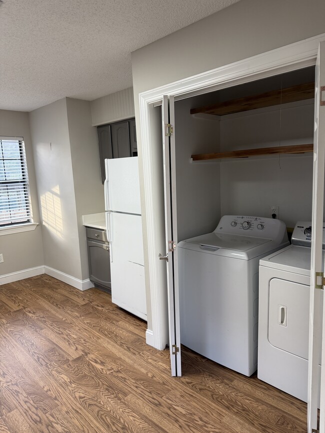 Building Photo - 29 West Blvd