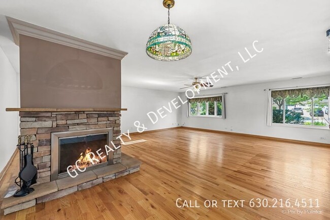 Building Photo - 1123 Duxbury Ln