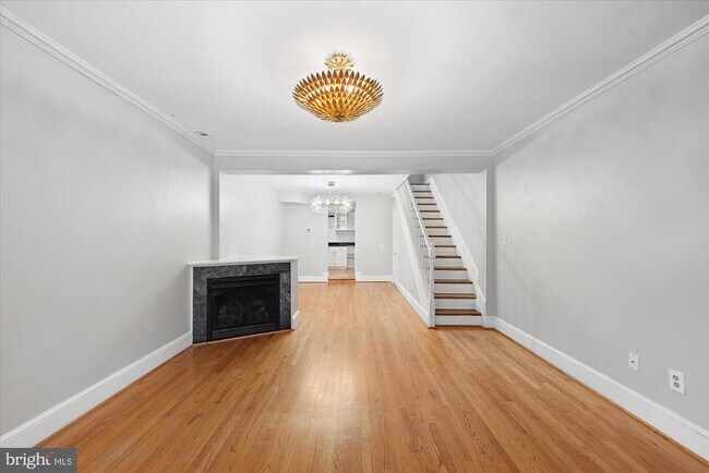 Foto del edificio - 2120 Florida Ave NW