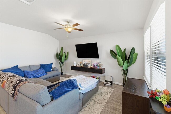 Foto del edificio - 17800 Fairbridge Ln