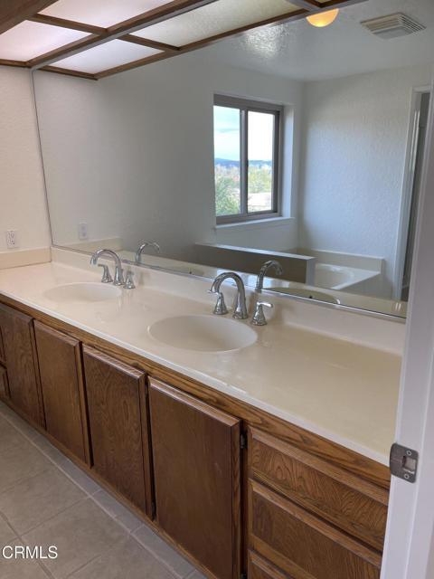 Foto del edificio - 6309 Gitana Ave