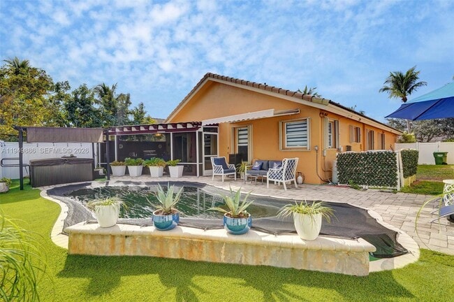 Foto del edificio - 311 SW 203rd Ave