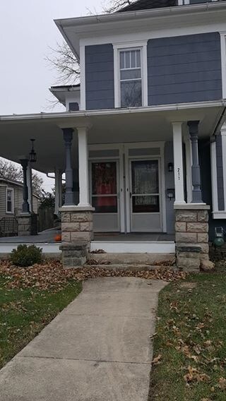 Front entrance/porch - 211 2nd St
