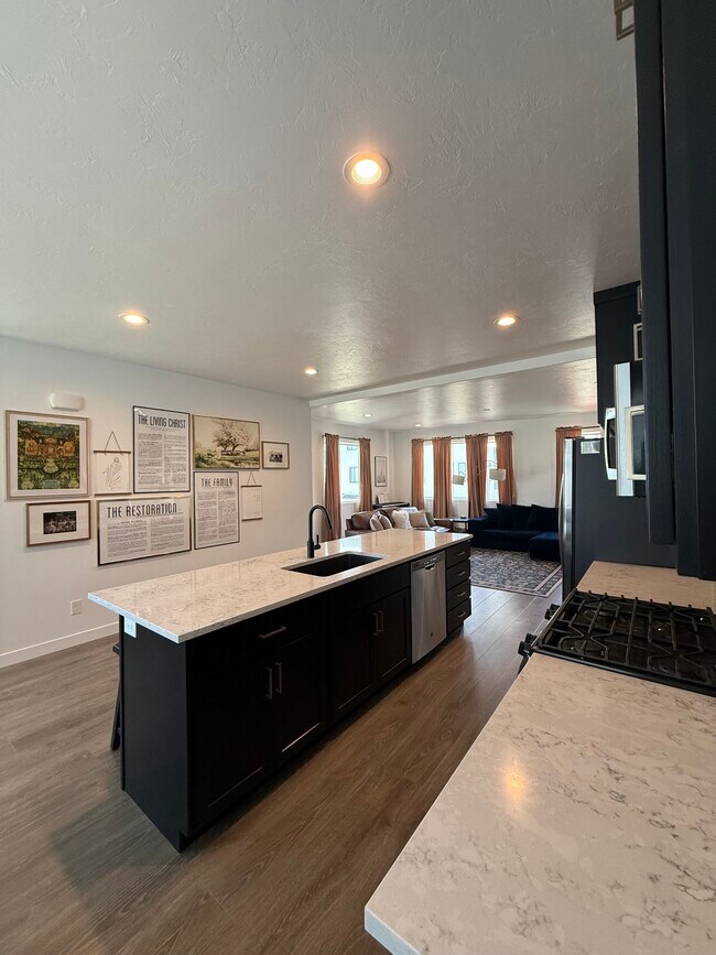 Building Photo - 508 S 1080 W