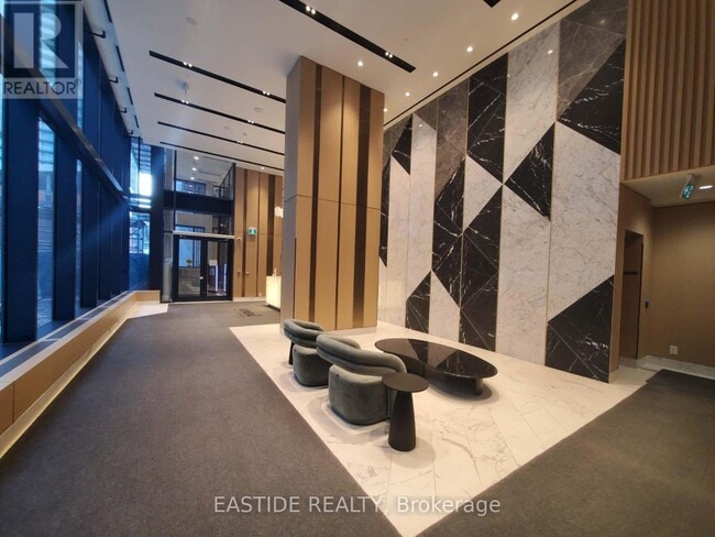 Building Photo - 38 Widmer St