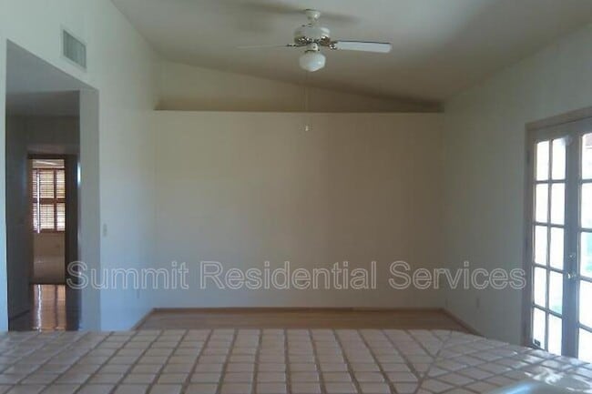 Foto del edificio - 345 W Atua Pl